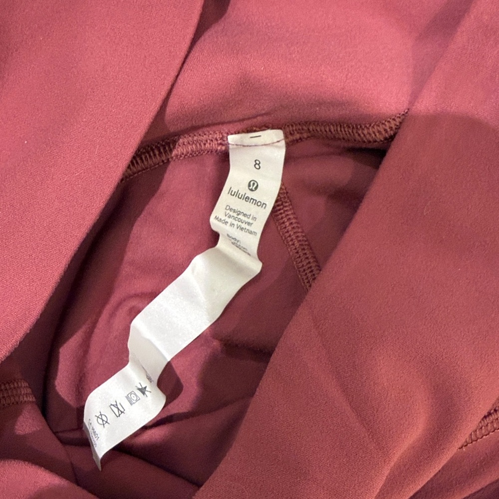 Lululemon Sports Bra and Leggings Set - Mauve - Picture 4 of 5